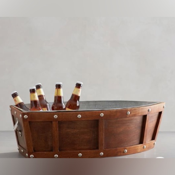 Pottery Barn Rivet Boat Cooler 🥰 - Picture 9 of 9